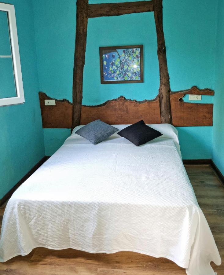 הוילה Corias Casona Junto Al Narcea מראה חיצוני תמונה