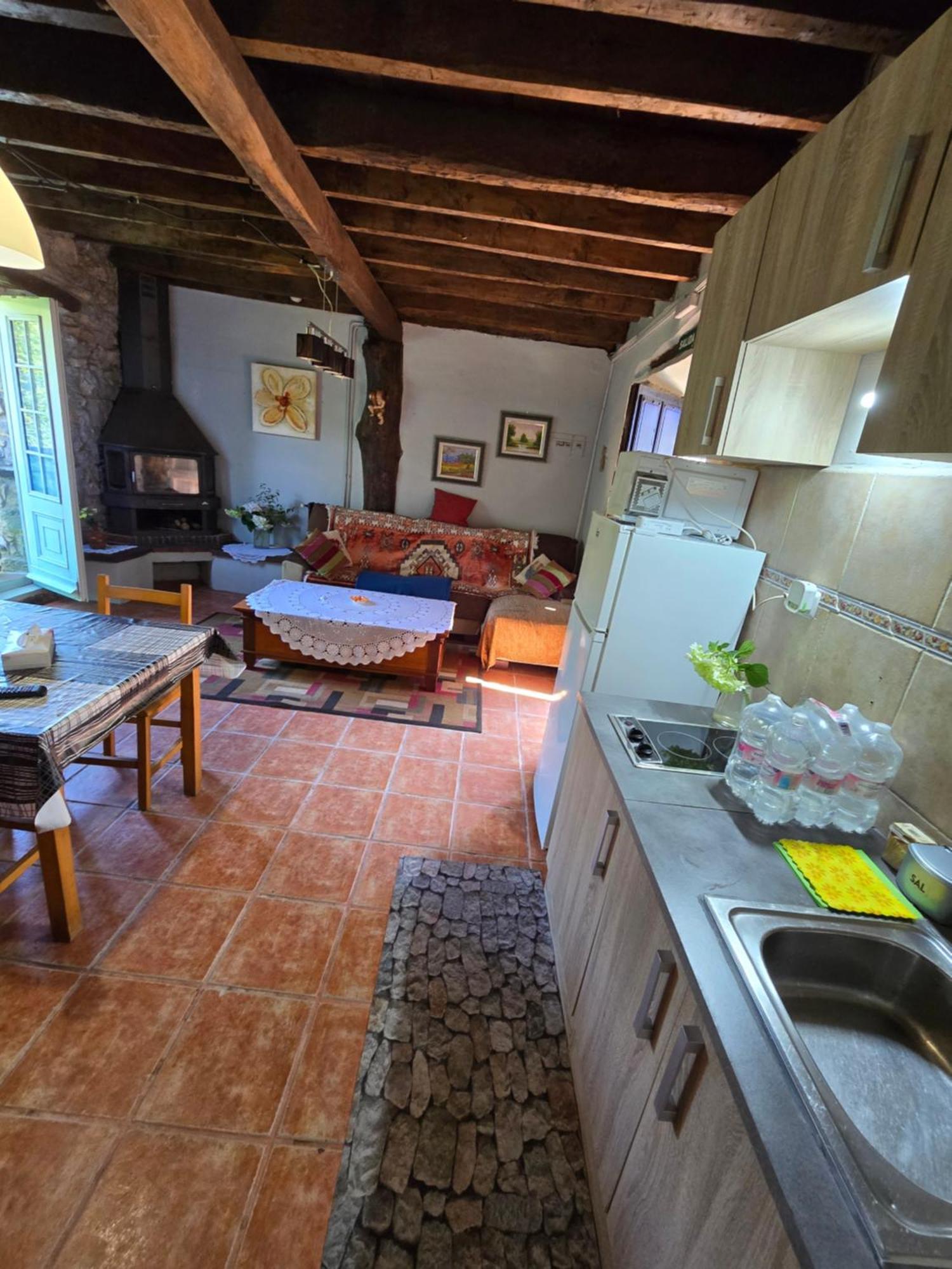 הוילה Corias Casona Junto Al Narcea חדר תמונה